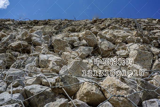 護坡雷諾護墊報價、生產(chǎn)廠家13131891918 護坡雷諾護墊報價、生產(chǎn)廠家13131891918