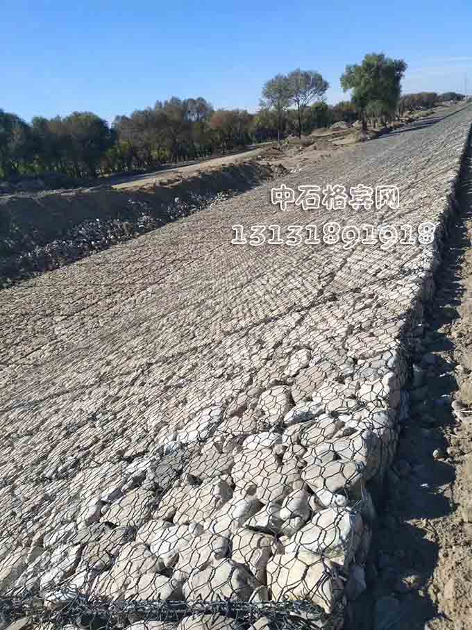 鍍鋅格賓網(wǎng)護岸 鍍鋅格賓網(wǎng)護岸